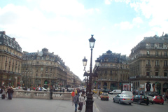 パリ　オペラ通り